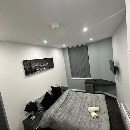 Luxurious 2 Bedroom Flat Beeston Hill Exterior foto
